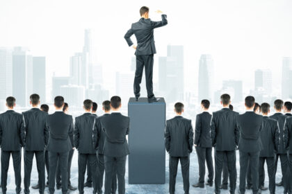 Kriz Dönemlerinde Stratejik Liderliğin Önemi